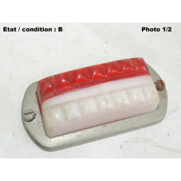 White and red clearence light MAD