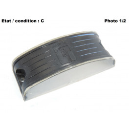 ARA 236 - Dual license plate light lens