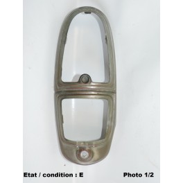Red taillight surround