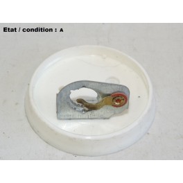 ARA 401 - White bulb holder light BA15s (1 pin)