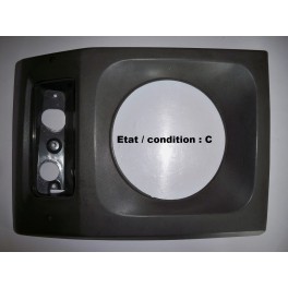 Right headlight surround