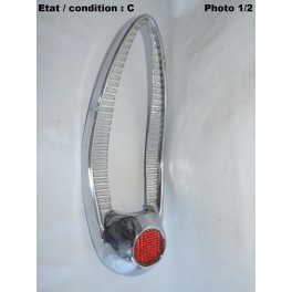 Taillight surround trim