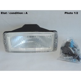 White spotlight headlight SACEX 3981